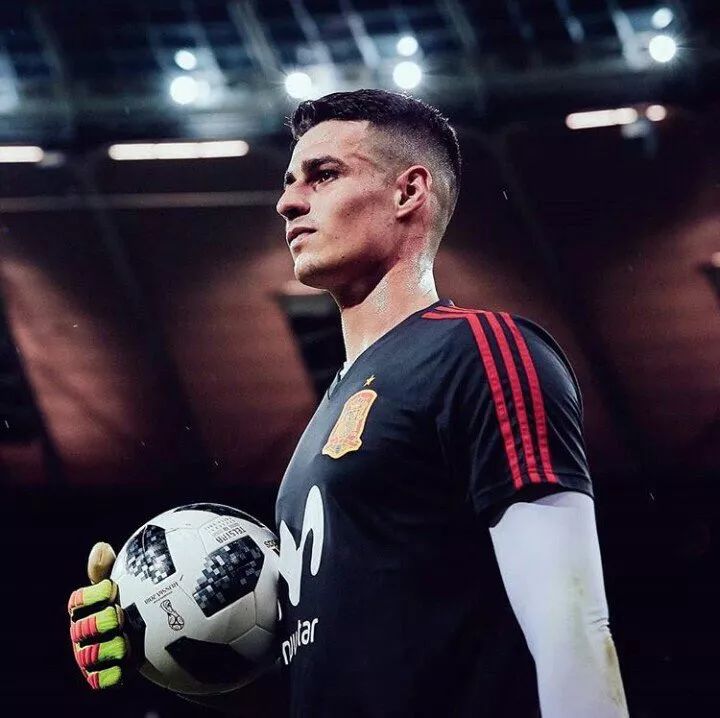 德甲倒计时，毕尔巴鄂竞技转会期绝杀压哨，细节引发关注，球迷炸锅，资深球员宣示担当的简单介绍