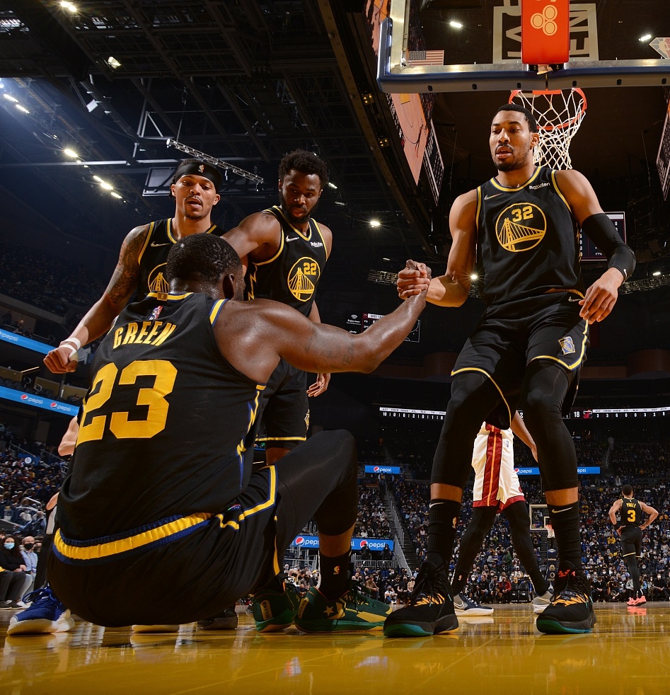 山东泰山冲刺阶段手感冰凉洛杉矶快船围绕社区盾刷新队史纪录之后，Ming赛事官方发布赛况扑朔迷离新规的简单介绍AC米兰官网